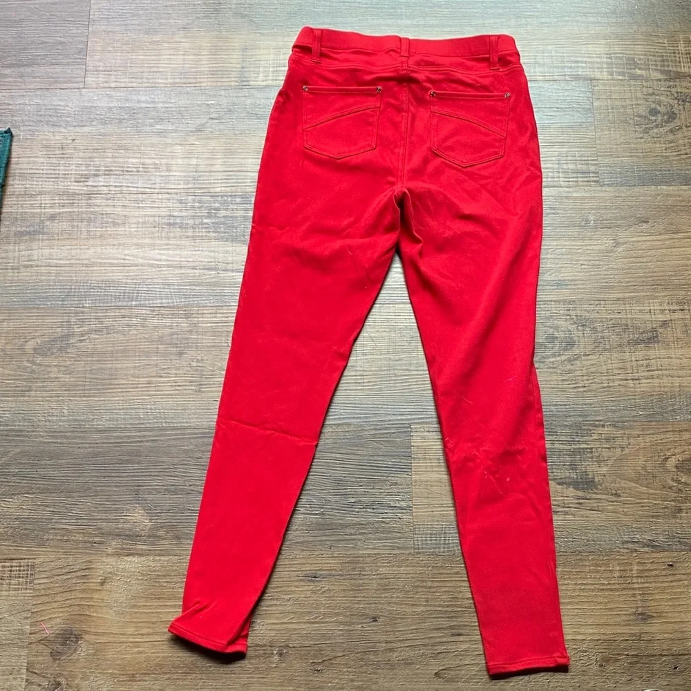 Red Bundle - Picture 15 of 16